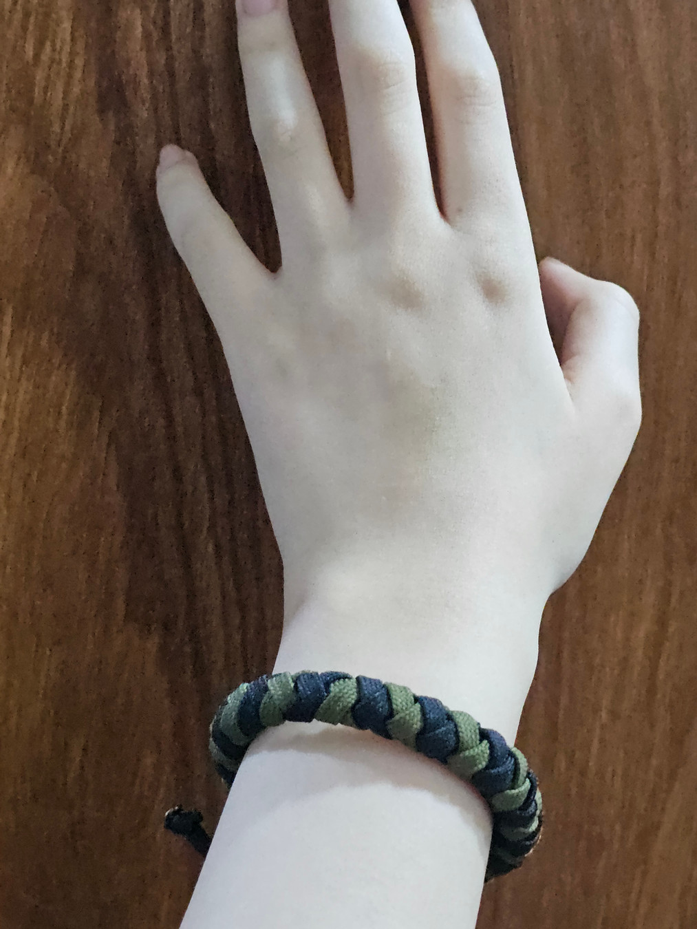 دستبند پاراکورد